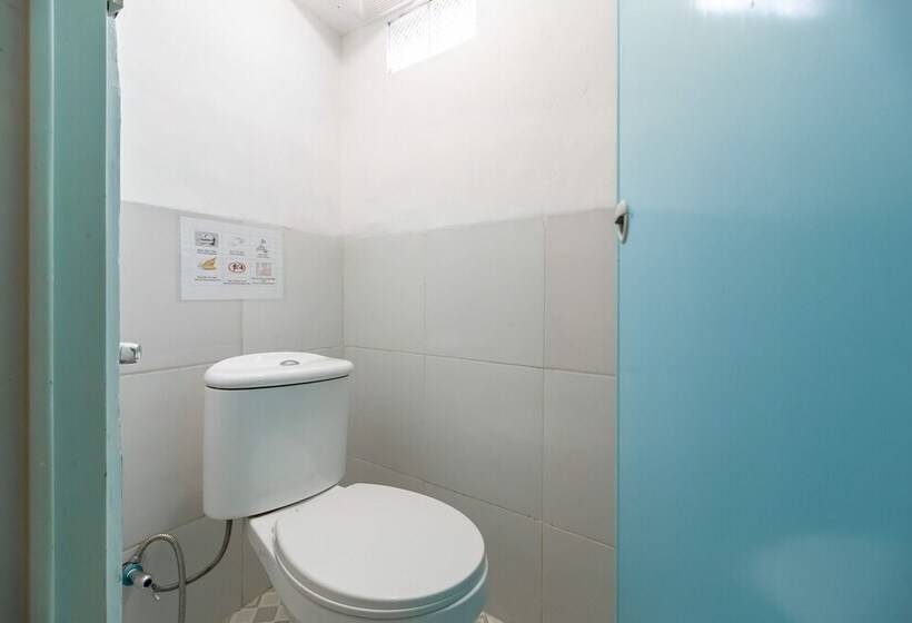 بنسيون Reddoorz Syariah Near Pangkal Balam Port Bangka