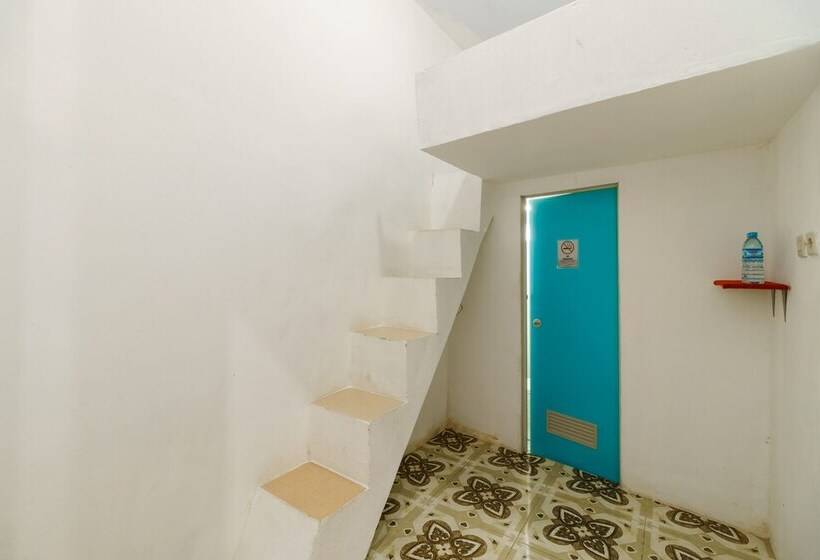 بنسيون Reddoorz Syariah Near Pangkal Balam Port Bangka