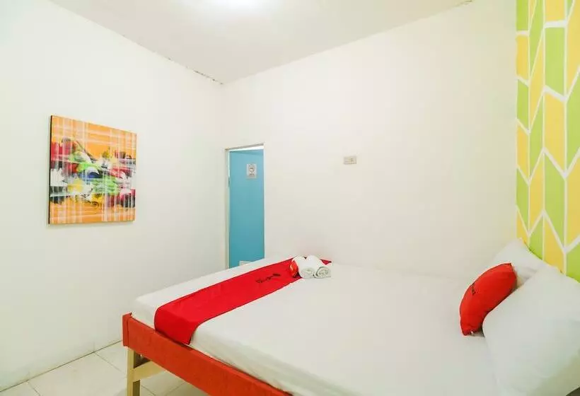 ペンション Reddoorz Syariah Near Pangkal Balam Port Bangka