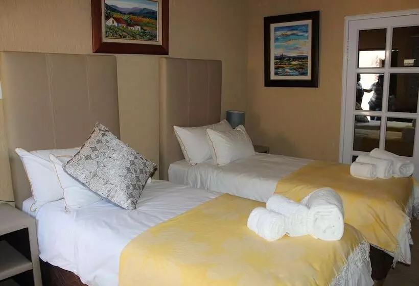 Majatalo Romans Rest Guest House