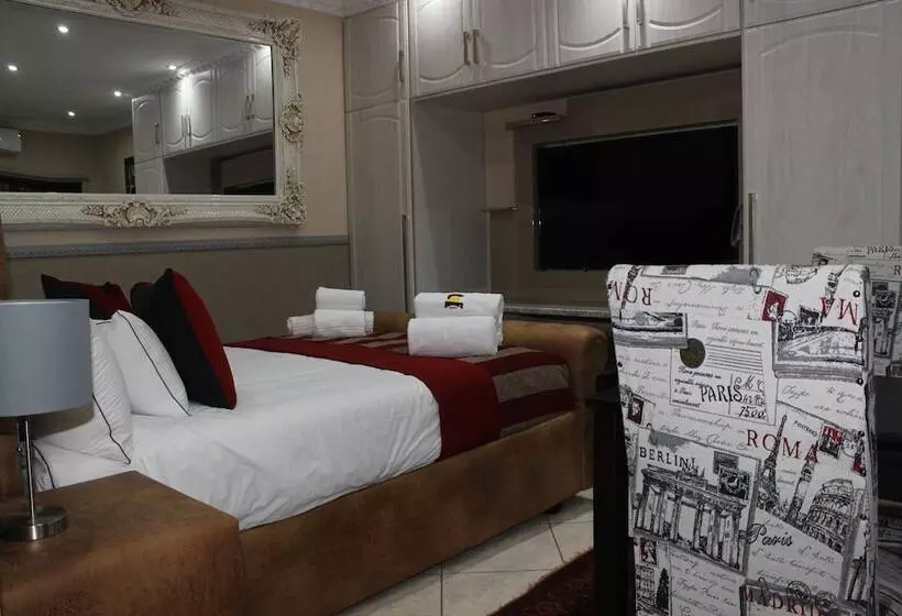 Majatalo Romans Rest Guest House