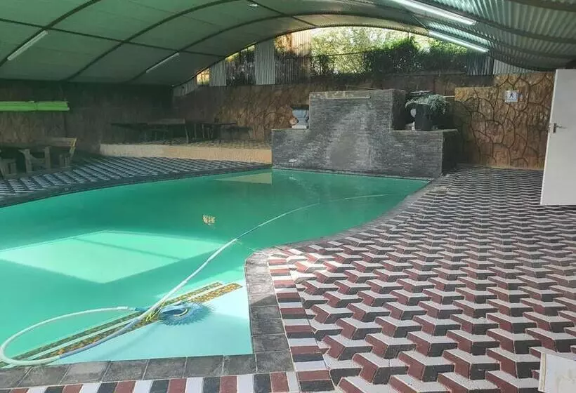 Majatalo Romans Rest Guest House