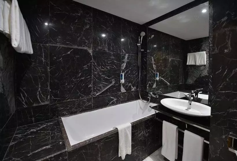 هتل Le Yacht Suites
