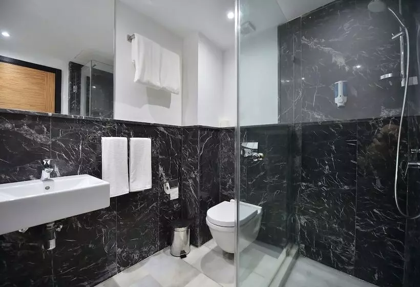 هتل Le Yacht Suites