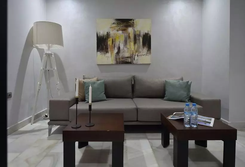 هتل Le Yacht Suites