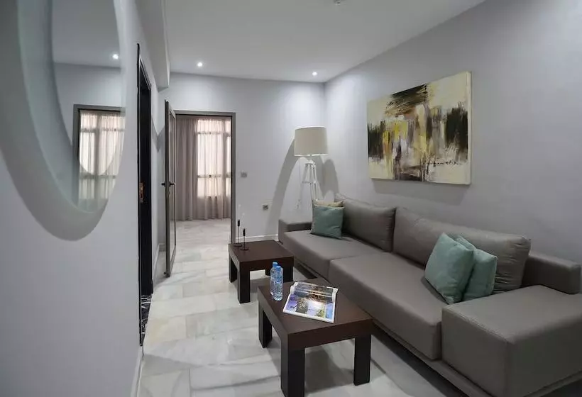 هتل Le Yacht Suites