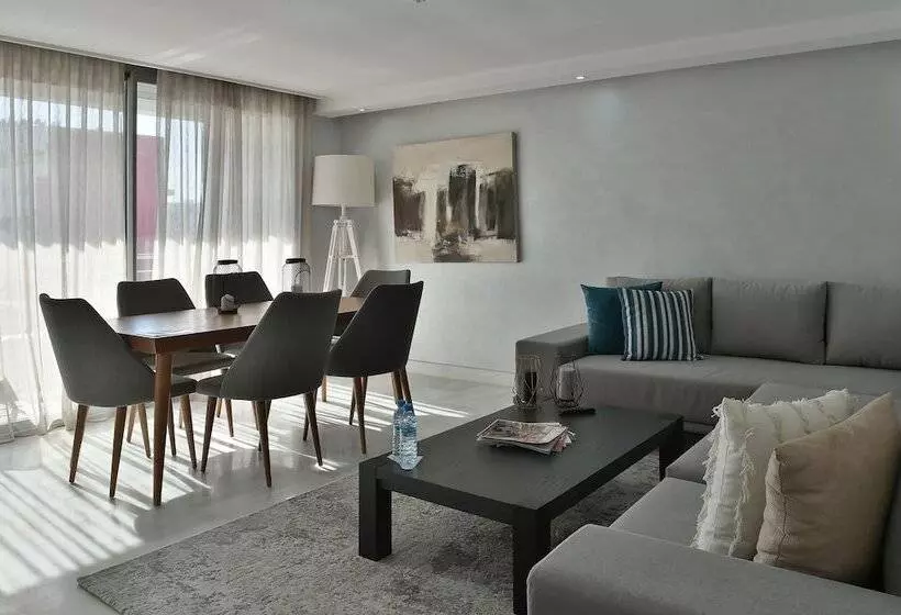هتل Le Yacht Suites
