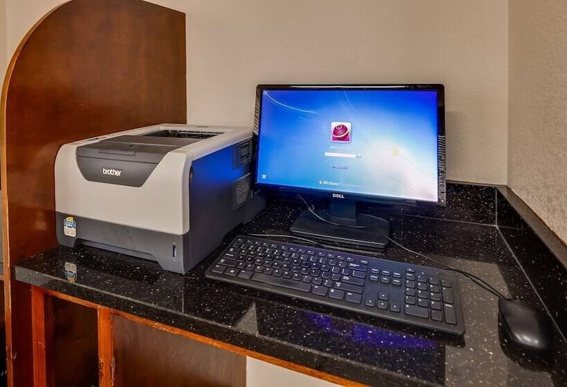 فندق Best Western Inn & Suites Of Macon