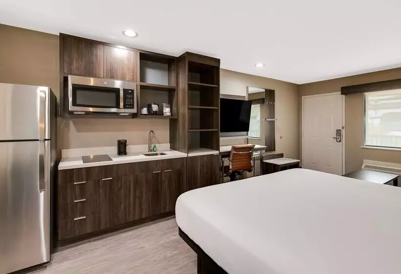 酒店 Best Western La Place Inn