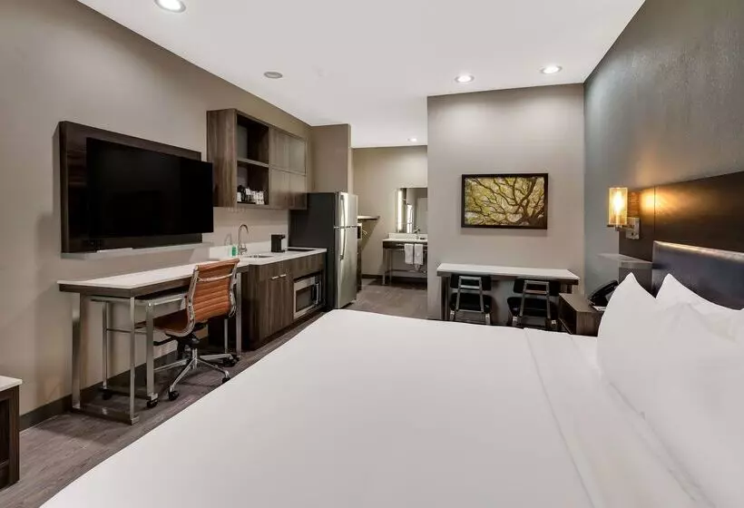 酒店 Best Western La Place Inn