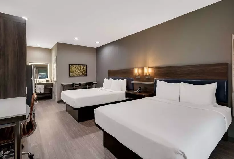 酒店 Best Western La Place Inn