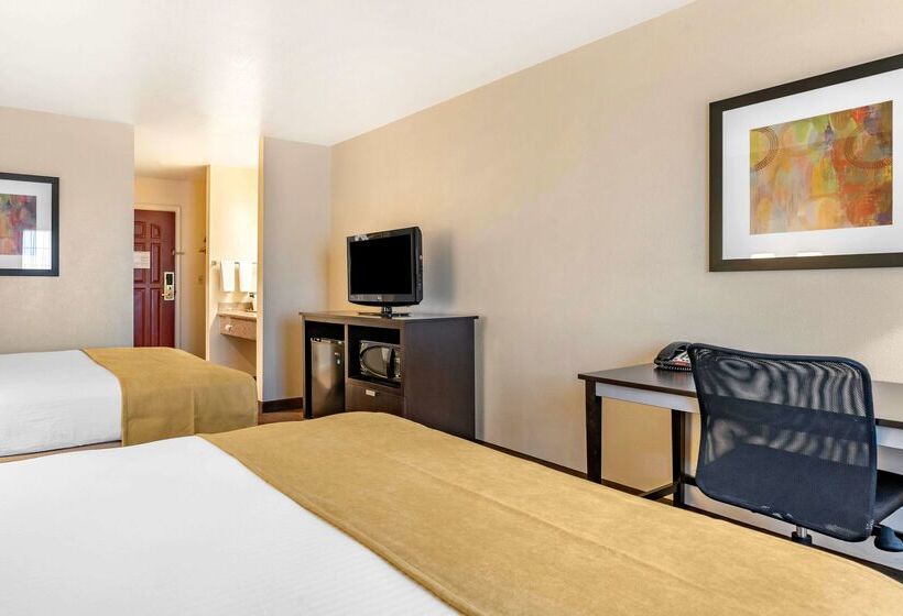 ホテル Best Western Luxury Inn