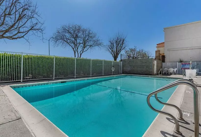 酒店 Best Western Luxury Inn