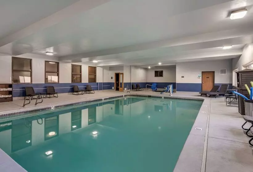 Отель Best Western Newberg Inn