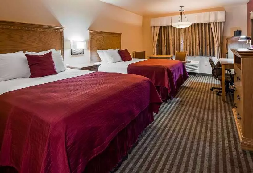 Отель Best Western Plus Caldwell Inn & Suites
