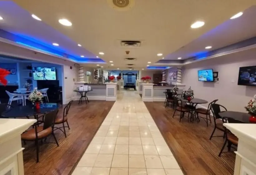 ホテル Comfort Suites Plano East Richardson