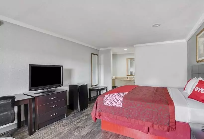 Oyo Hotel Pineville La Hwy 165