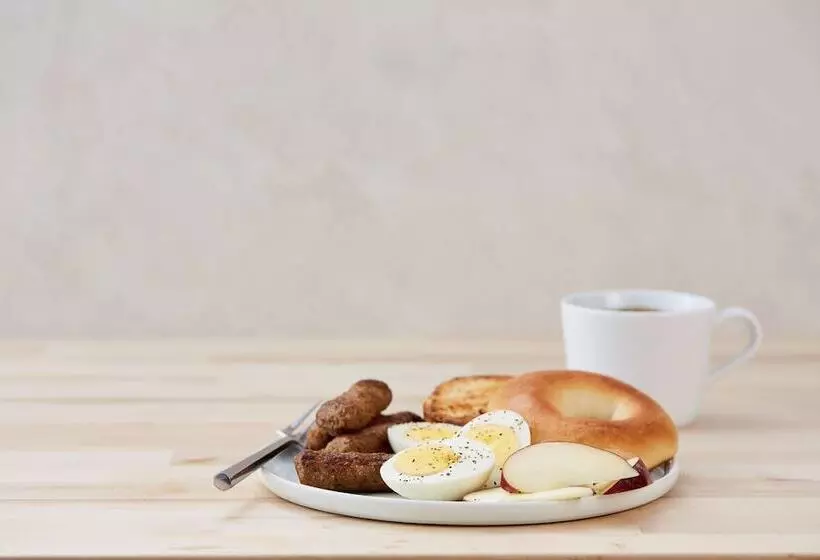 Drury Plaza Hotel Orlando   Disney Springs Area