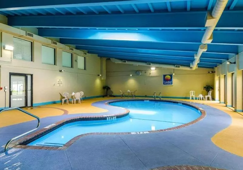 ホテル Holiday Inn Express Fall River North