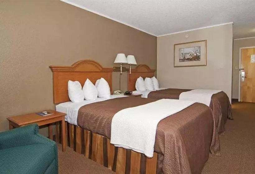 هتل Norwood Inn & Suites Mankato