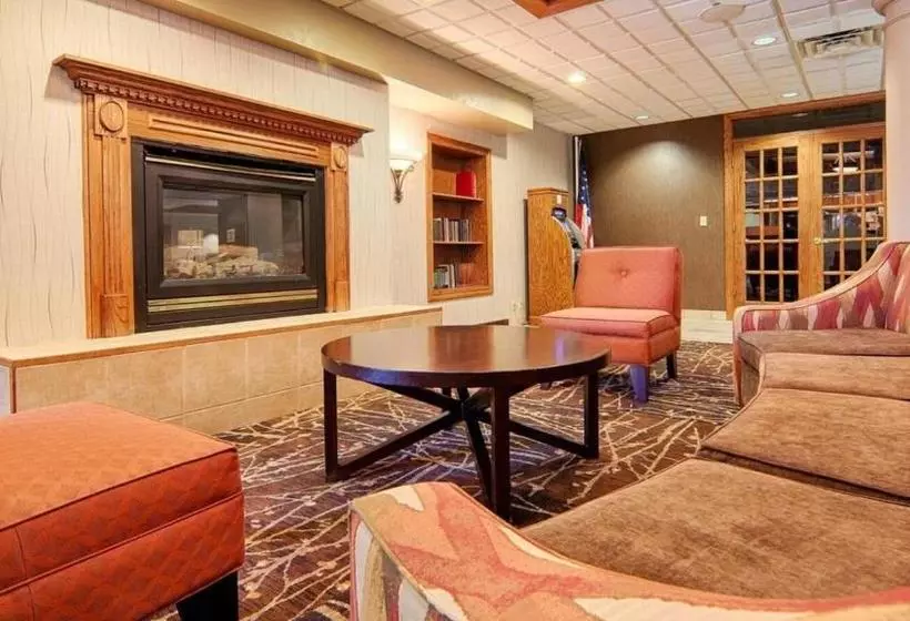 هتل Norwood Inn & Suites Mankato