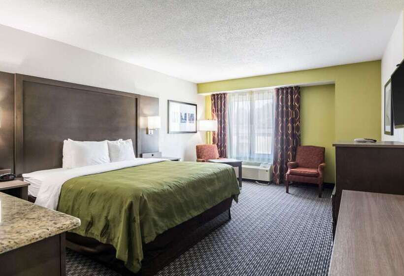 בית מלון כפרי Quality Inn Warsaw Near Rappahannock River