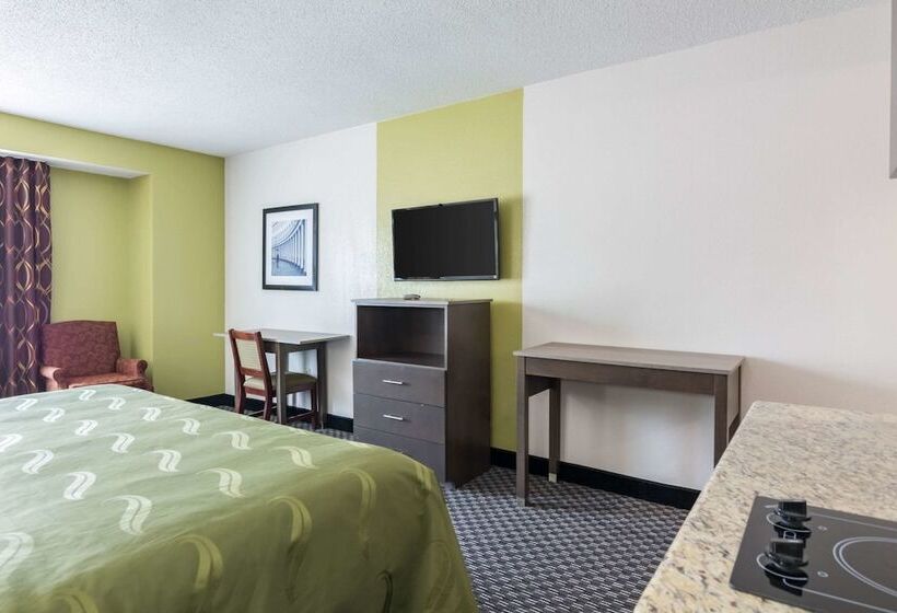 בית מלון כפרי Quality Inn Warsaw Near Rappahannock River