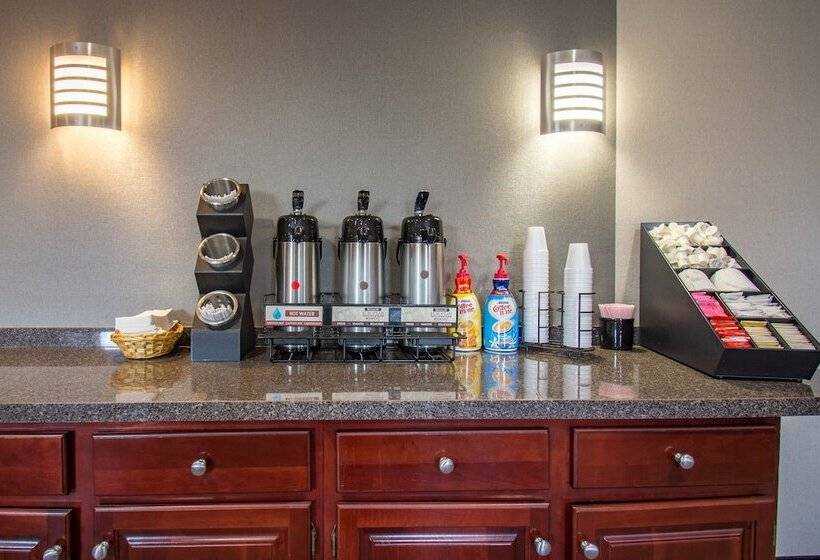 فندق Red Roof Inn Batavia