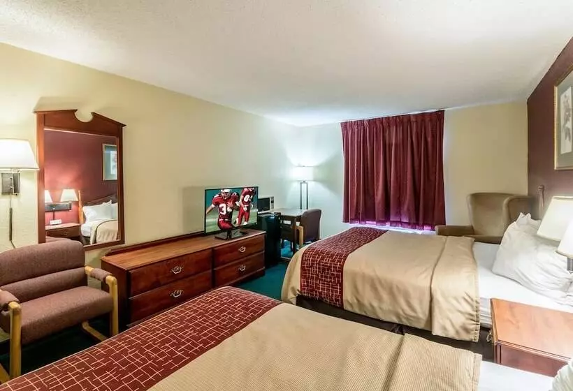 Отель Red Roof Inn Morehead