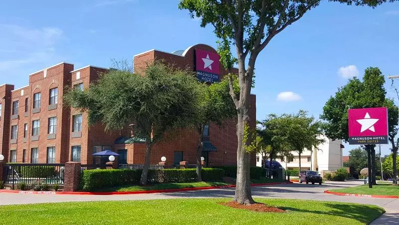 Surestay Plus Hotel By Best Western Plano