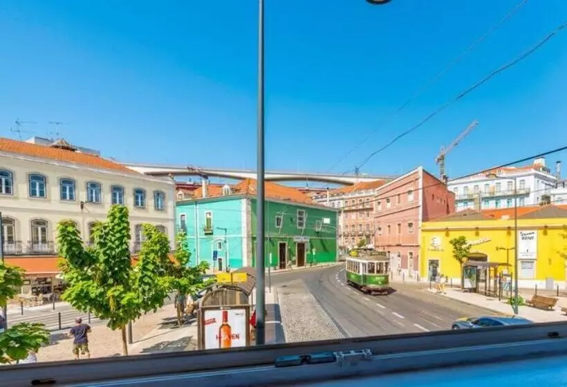 هاستل Swisslisbon Guest House