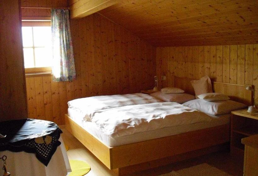 住宿加早餐  Pizzeria Restaurant Wieser