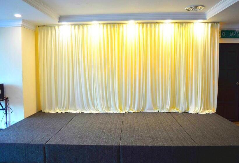 בית מלון כפרי Angsoka