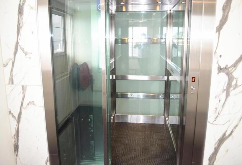 בית מלון כפרי Angsoka