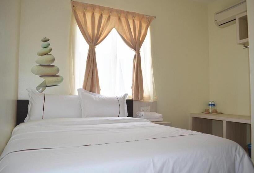 בית מלון כפרי Angsoka