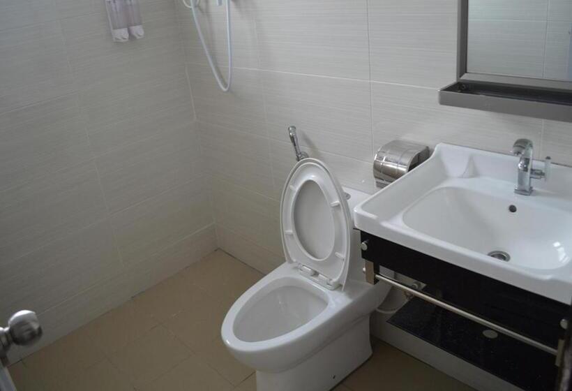 בית מלון כפרי Angsoka