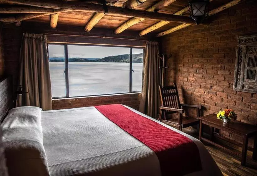 ホテル Refugio Pozo Azul