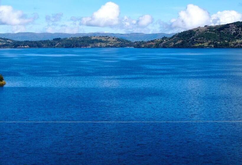 בית מלון כפרי Refugio Pozo Azul