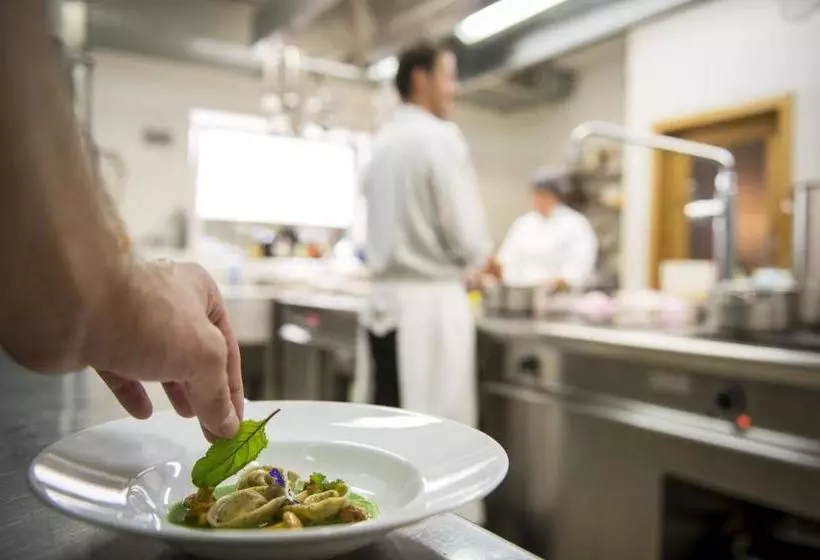 Hotelli Garberhof Dolomit Family