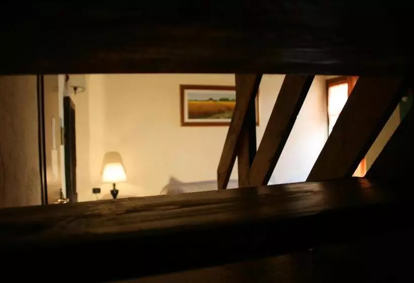 Hotelli Agriturismo Ripa Del Bosco