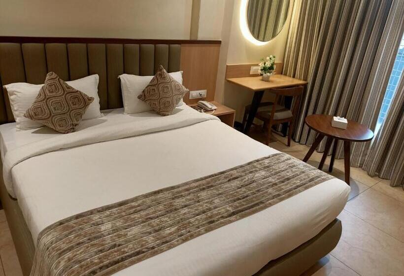 Hotel Rudra Shelter Business