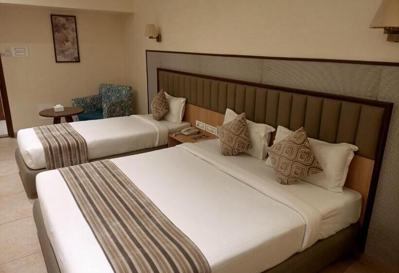 Hotel Rudra Shelter Business