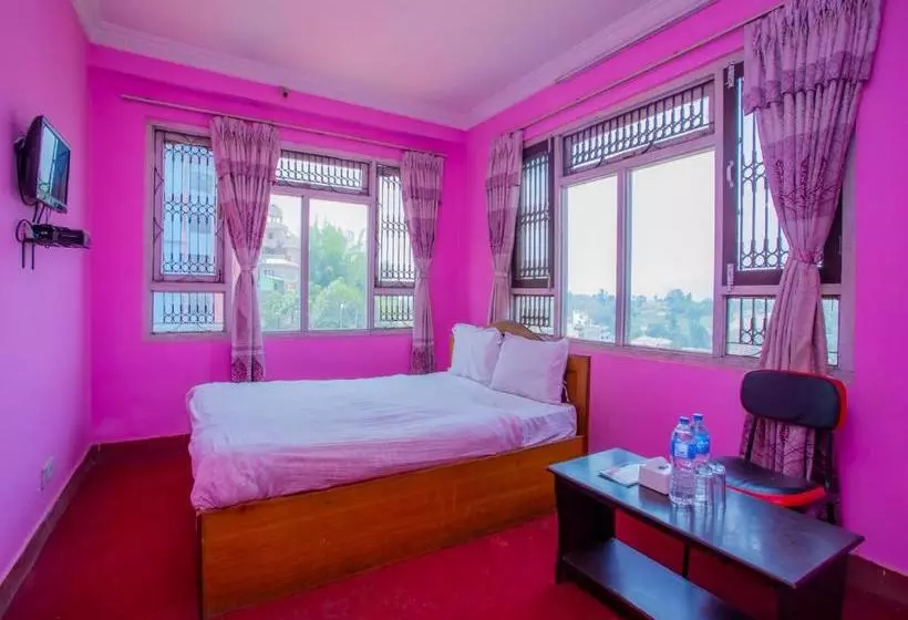 هتل Spot On 438 Raj Resort