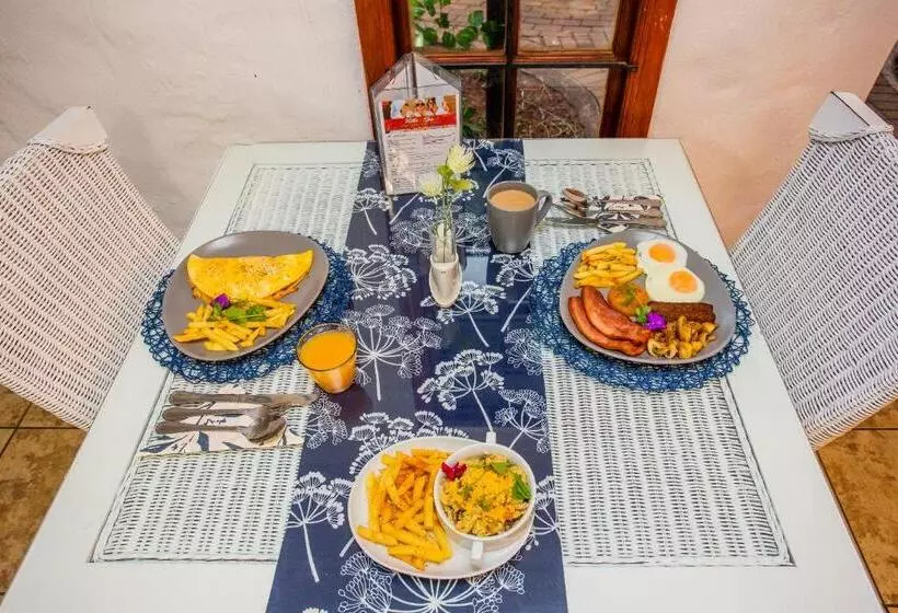 ホテル The Villa Manor & Spa