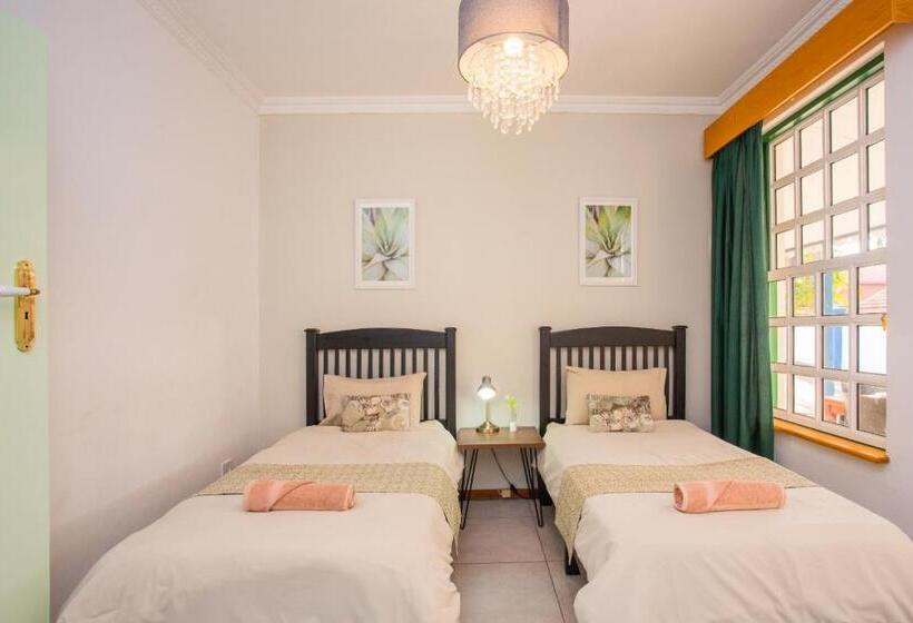 酒店 The Villa Manor & Spa