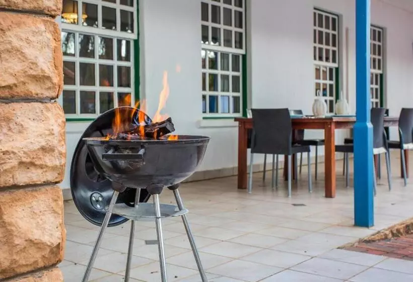 ホテル The Villa Manor & Spa