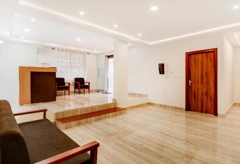 ホテル Treebo New Redfern, Madikeri