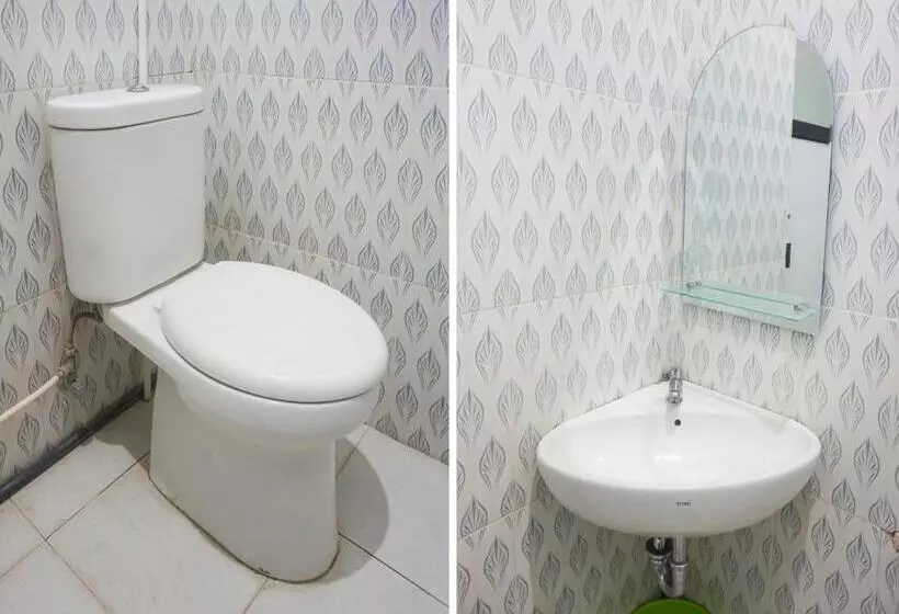 ペンション Reddoorz Near Makassar Town Square 2