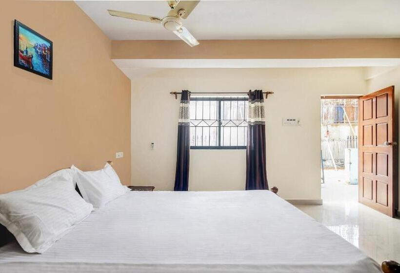 Pension (Hôtel basse catégorie) O On The Rocks