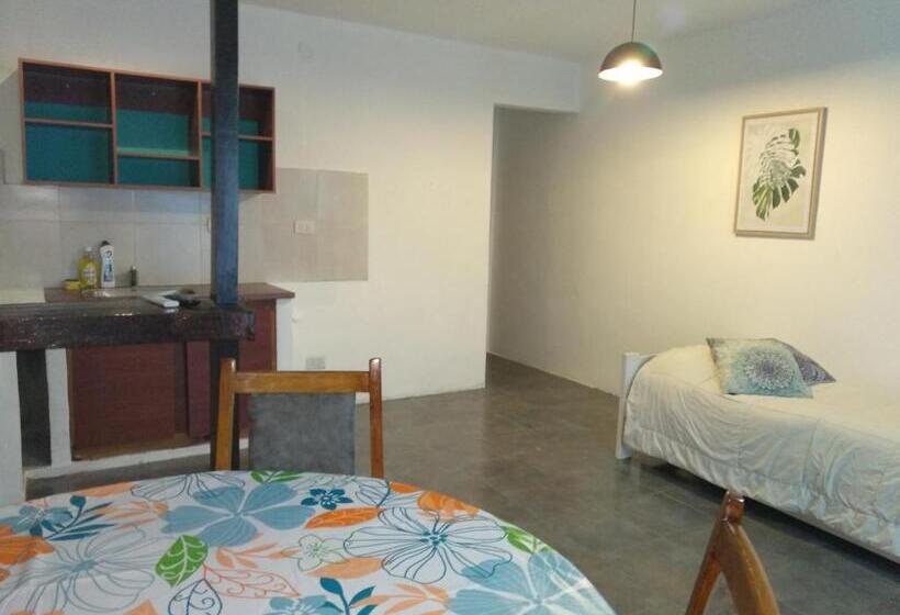 تختخواب و صبحانه Ezeiza Home